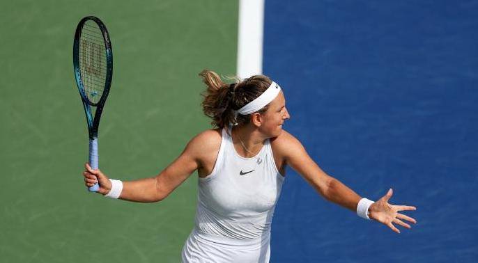 开云体育官网-出色发挥引爆全场!,阿扎伦卡意外战胜拜仁全场沸腾不已-开云体育官网